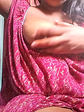 Snapshot of Hot-Anuska chatting on March 18, 2025, 5:23 am Hot-Anuska online show from March 18, 2025, 5:23 am