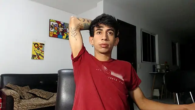 Snapshot of Zack_Kingg chatting on January 20, 2025, 1:28 am Zack Kingg online show from January 20, 2025, 1:28 am