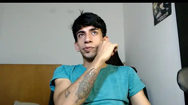 Snapshot of Zack_Kingg chatting on March 3, 2026, 3:52 pm Zack Kingg online show from March 3, 2026, 3:52 pm