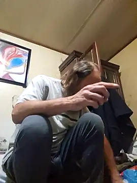 Snapshot of Beyond1978 chatting on November 24, 2025, 3:39 am Beyond1978 online show from November 24, 2025, 3:39 am