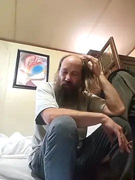 Snapshot of Beyond1978 chatting on November 25, 2025, 4:07 pm Beyond1978 online show from November 25, 2025, 4:07 pm