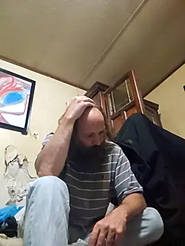 Snapshot of Beyond1978 chatting on November 12, 2025, 3:32 am Beyond1978 online show from November 12, 2025, 3:32 am