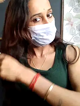 Oleevia online show from November 6, 2025, 8:51 am