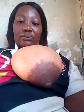 Snapshot of chubbydoll122 chatting on October 4, 2025, 6:15 am chubbydoll122 online show from October 4, 2025, 6:15 am