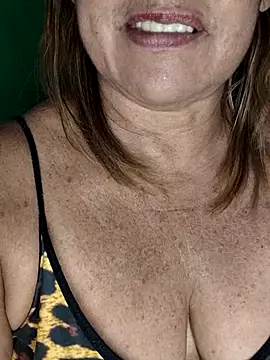 Snapshot of Kasandra_Ho chatting on September 25, 2025, 1:44 am Kasandra Ho online show from September 25, 2025, 1:44 am