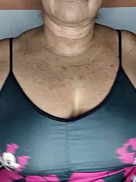 Snapshot of Kasandra_Ho chatting on September 16, 2025, 1:50 am Kasandra Ho online show from September 16, 2025, 1:50 am