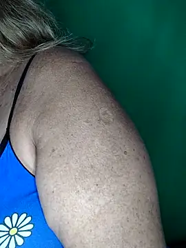 Snapshot of Kasandra_Ho chatting on November 5, 2025, 7:55 am Kasandra Ho online show from November 5, 2025, 7:55 am