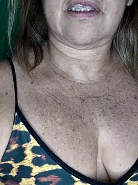 Snapshot of Kasandra_Ho chatting on September 29, 2025, 6:53 am Kasandra Ho online show from September 29, 2025, 6:53 am