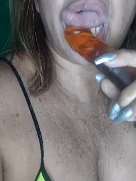 Snapshot of Kasandra_Ho chatting on September 27, 2025, 8:20 am Kasandra Ho online show from September 27, 2025, 8:20 am