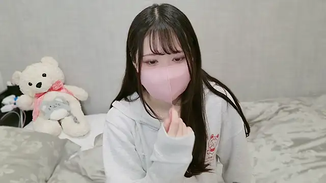 Snapshot of -SHIZUKU- chatting on March 11, 2025, 1:45 pm -SHIZUKU- online show from March 11, 2025, 1:45 pm