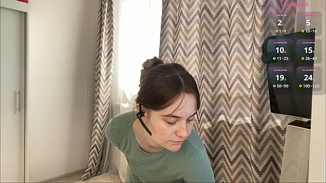 Snapshot of EditaBumford chatting on July 6, 2026, 5:14 am EditaBumford online show from July 6, 2026, 5:14 am