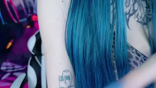 Aurora Natsuki online show from November 10, 2025, 4:23 pm