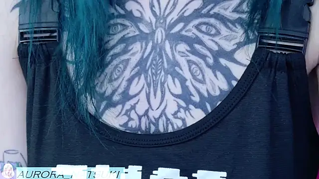 Aurora Natsuki online show from October 19, 2025, 6:54 pm