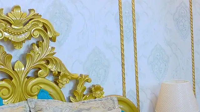 LucyLeah online show from December 2, 2025, 1:13 pm