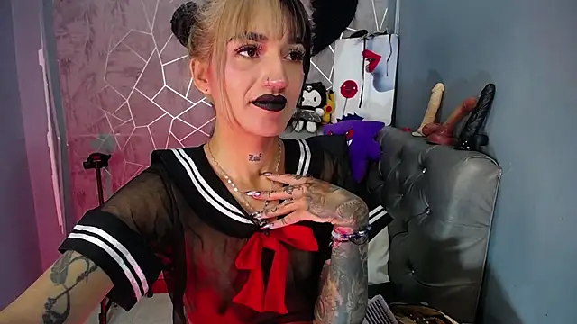 Snapshot of amelierouss chatting on October 2, 2025, 3:10 am amelierouss online show from October 2, 2025, 3:10 am