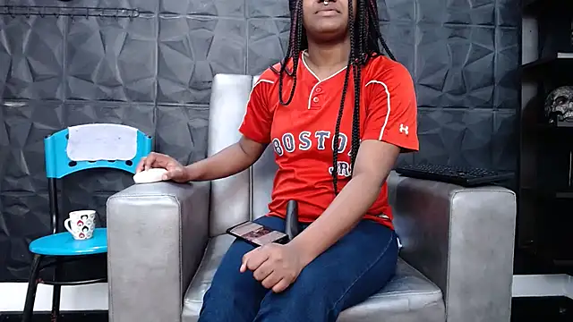 Snapshot of Hanna_Fox_69 chatting on December 2, 2025, 4:41 pm Hanna Fox 69 online show from December 2, 2025, 4:41 pm