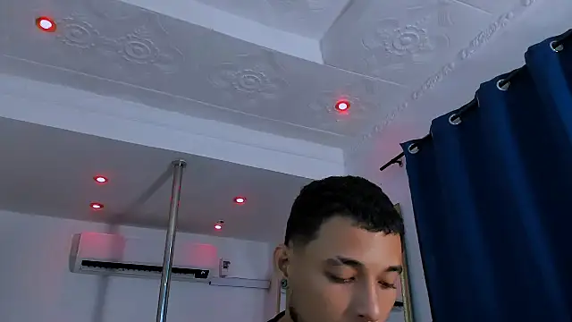 Snapshot of Fernanda_brown18 chatting on November 26, 2025, 8:20 pm Fernanda brown18 online show from November 26, 2025, 8:20 pm