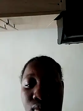 Snapshot of kharoll chatting on February 8, 2026, 2:15 pm kharoll online show from February 8, 2026, 2:15 pm