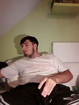 Snapshot of Tim67_12 chatting on November 13, 2025, 7:51 pm Tim67 12 online show from November 13, 2025, 7:51 pm