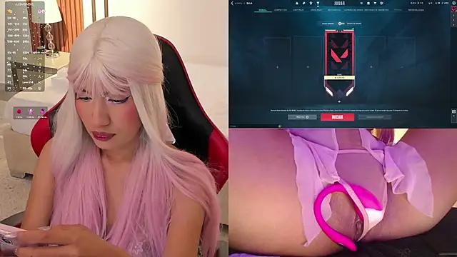 Snapshot of MiaVoss chatting on November 16, 2025, 8:57 pm MiaVoss online show from November 16, 2025, 8:57 pm