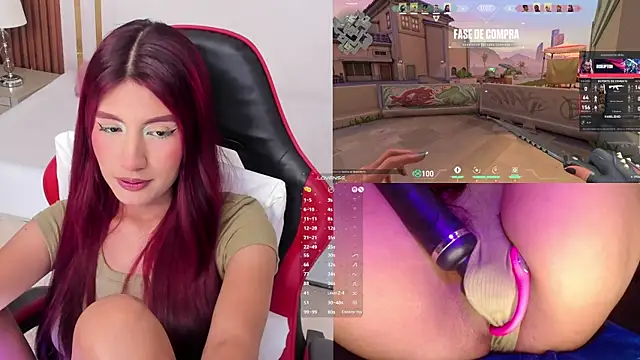 Snapshot of MiaVoss chatting on November 25, 2025, 10:10 pm MiaVoss online show from November 25, 2025, 10:10 pm