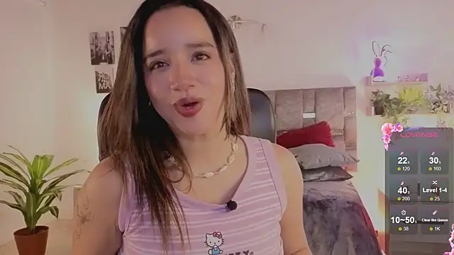 emilyrouxe online show from July 4, 2026, 3:27 pm