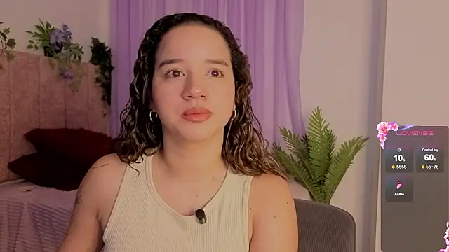 emilyrouxe online show from March 19, 2026, 4:40 pm