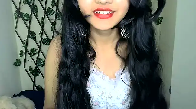 Snapshot of SUZY_FROMUS chatting on January 23, 2025, 6:14 pm SUZY FROMUS online show from January 23, 2025, 6:14 pm