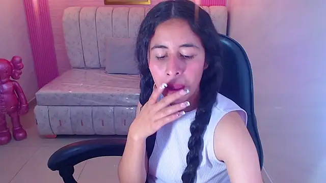 Snapshot of paris_sub1_ chatting on November 4, 2025, 1:04 pm paris sub1 online show from November 4, 2025, 1:04 pm