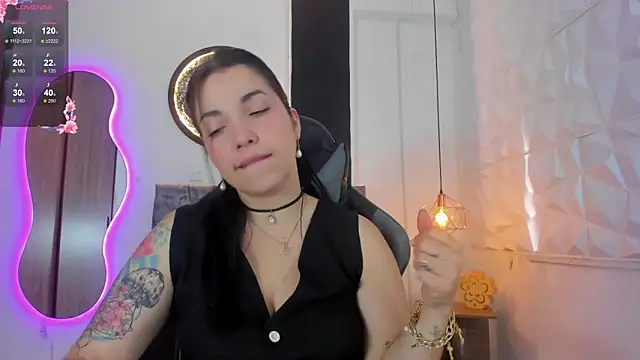 tatiana sc online show from January 19, 2026, 1:26 pm