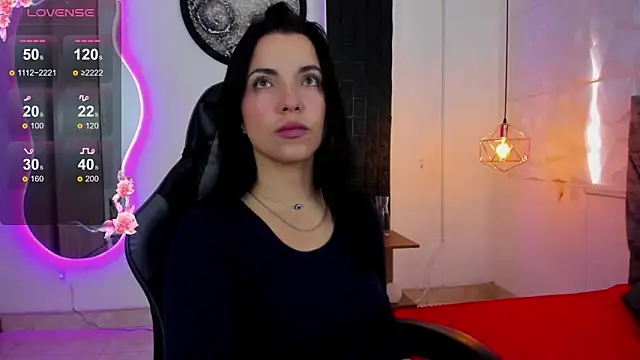 tatiana sc online show from November 13, 2025, 1:26 pm