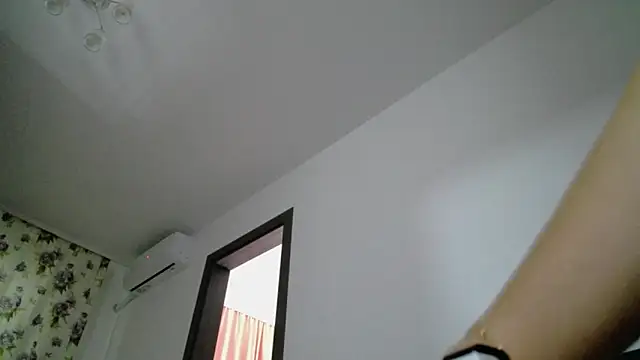 Julianna68 online show from October 26, 2025, 1:39 am