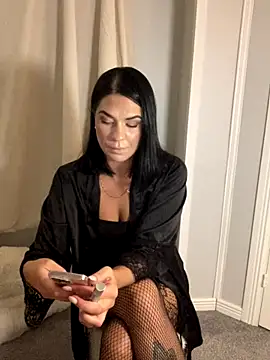 eemsii online show from November 1, 2025, 9:19 pm