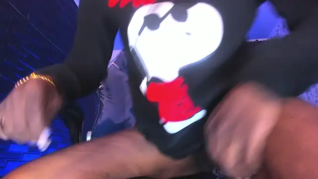 Snapshot of JD_THEBABY chatting on March 8, 2025, 3:45 pm JD THEBABY online show from March 8, 2025, 3:45 pm