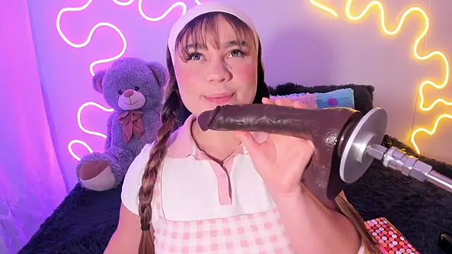 Snapshot of Isa_belaa chatting on October 8, 2025, 1:34 pm Isa belaa online show from October 8, 2025, 1:34 pm