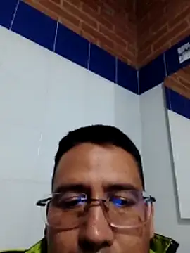 Snapshot of Edipaca chatting on April 4, 2026, 6:53 am Edipaca online show from April 4, 2026, 6:53 am