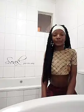 SHANTYBABE online show from December 9, 2024, 4:05 pm