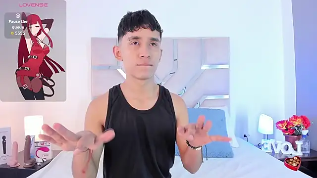 Thayler jones online show from November 18, 2025, 11:24 am