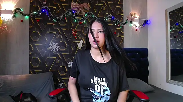 hera divine online show from December 18, 2025, 8:56 pm