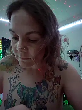 thatonespicychick online show from March 23, 2025, 3:54 am