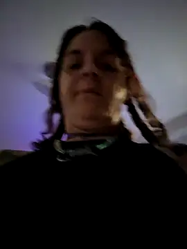 thatonespicychick online show from October 3, 2025, 3:13 pm