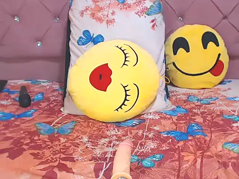 Snapshot of sharonbrown28 chatting on February 27, 2026, 10:42 pm sharonbrown28 online show from February 27, 2026, 10:42 pm