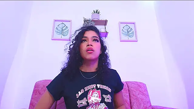 Snapshot of Sara_Jhonson chatting on December 22, 2024, 12:50 am Sara Jhonson online show from December 22, 2024, 12:50 am