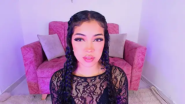 Snapshot of Sara_Jhonson chatting on October 7, 2025, 11:06 pm Sara Jhonson online show from October 7, 2025, 11:06 pm