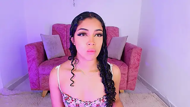 Snapshot of Sara_Jhonson chatting on October 6, 2025, 11:05 pm Sara Jhonson online show from October 6, 2025, 11:05 pm