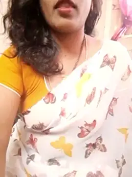 Snapshot of sneha_telugu_girl chatting on November 3, 2025, 5:01 am sneha telugu girl online show from November 3, 2025, 5:01 am