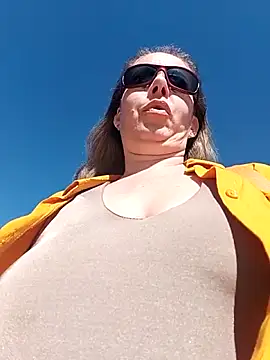 uber babe online show from February 6, 2026, 12:12 pm