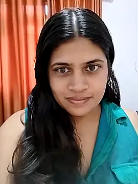 chanu174174 online show from June 7, 2026, 6:18 am