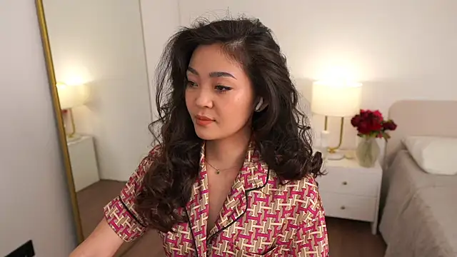 Peopleneedlove144 online show from March 24, 2026, 4:18 pm