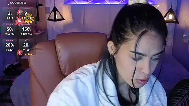 AlessiaVal  online show from January 9, 2026, 3:08 pm